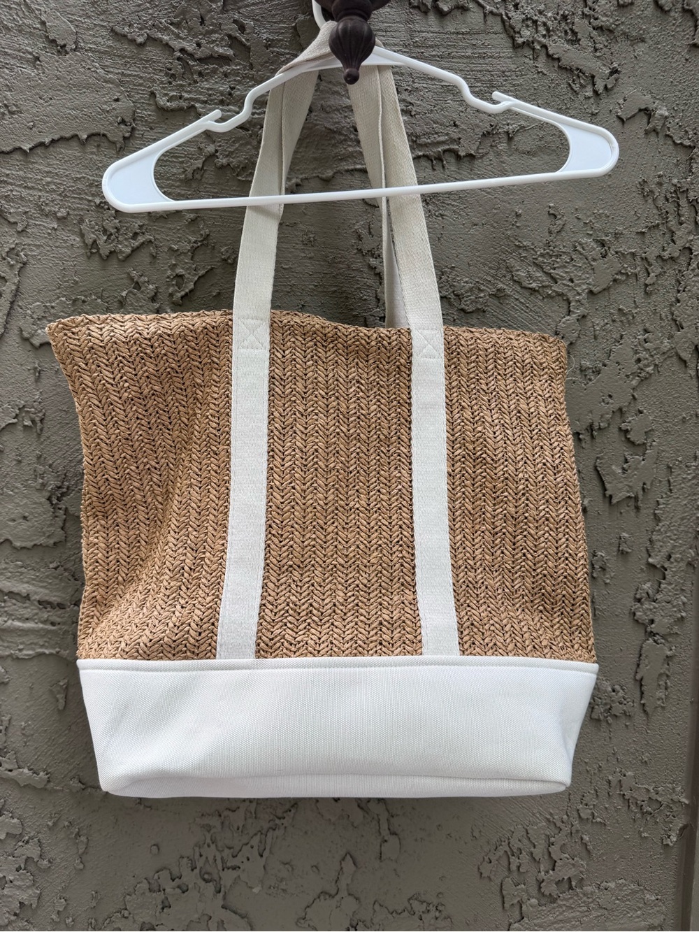 Show Me Your Mumu Sunseeker Tote White Canvas Rattan Beach Pool Tote View 4